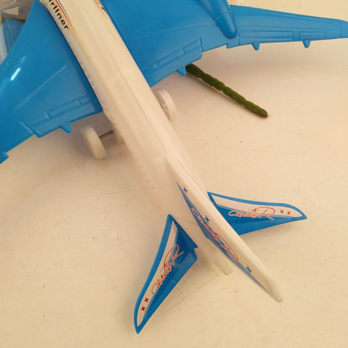 4PCs Airport Airplane Vehicle Set