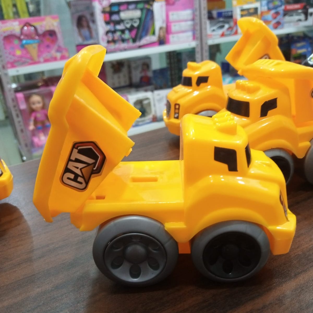 4Pcs Mega Cat Dump Truck