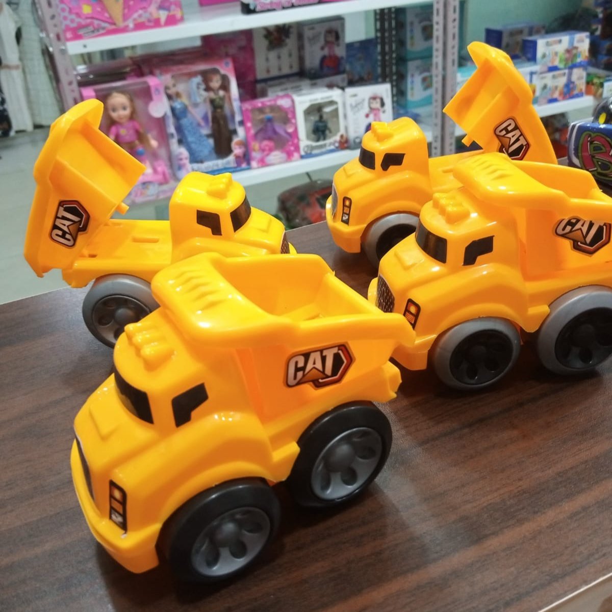 4Pcs Mega Cat Dump Truck